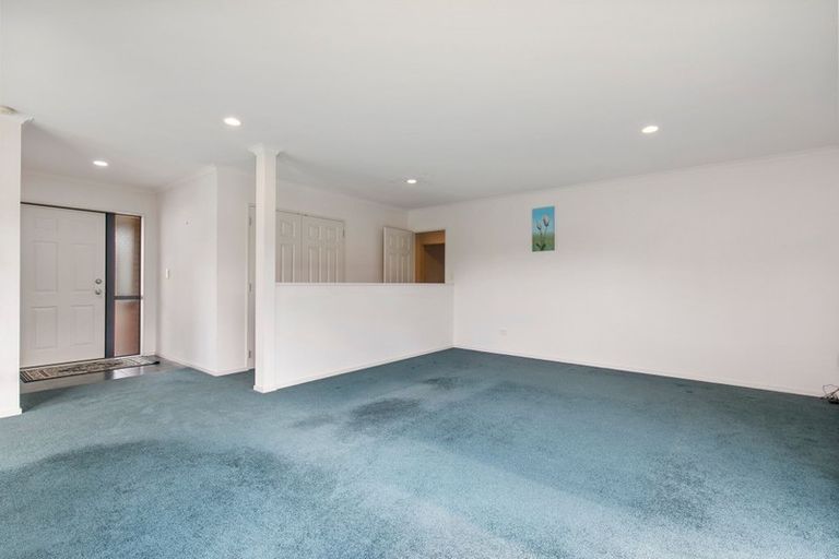 Photo of property in 24 Eastside Drive, Pukekohe, 2120