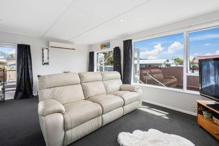 Photo of property in 4 Mihipeka Grove, Turangi, 3334