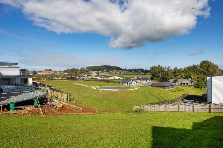 Photo of property in 42 Lisle Farm Drive, Pukekohe, 2120