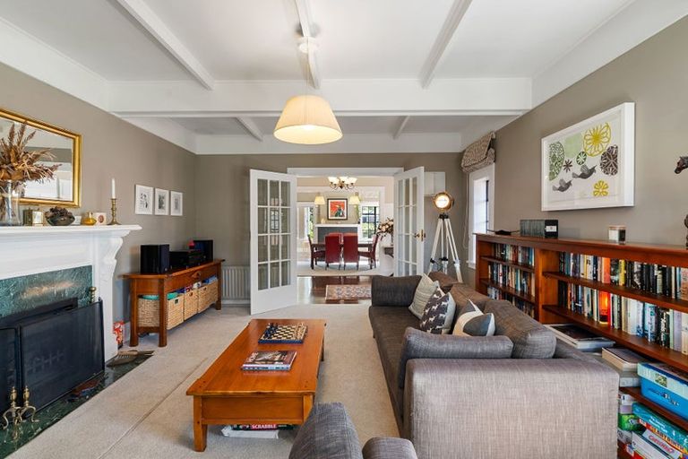 Photo of property in 84 Bolton Street, Kelburn, Wellington, 6012