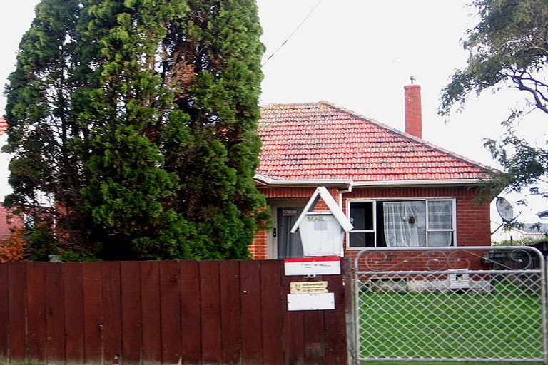 Photo of property in 55 Riverside Drive, Waiwhetu, Lower Hutt, 5010