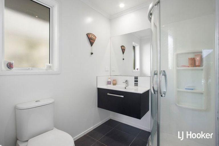 Photo of property in 29 Browns Drive, Waihi Beach, 3611