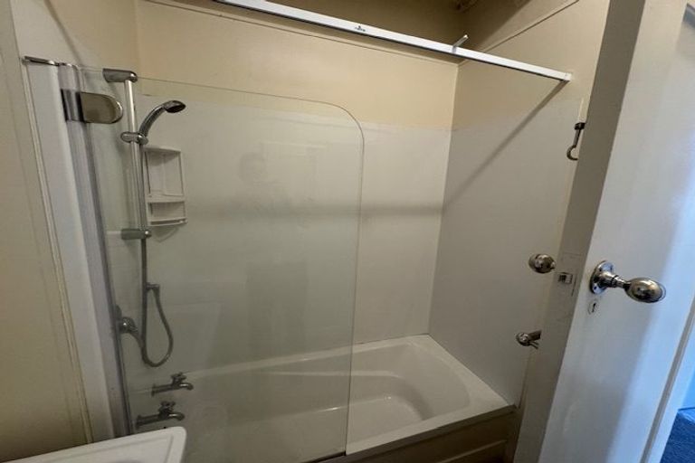 Photo of property in Elms Court Flats, 8/367 The Terrace, Te Aro, Wellington, 6011