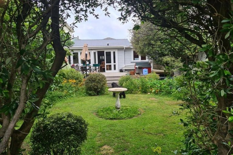 Photo of property in 13 Wilson Street, Newtown, Wellington, 6021