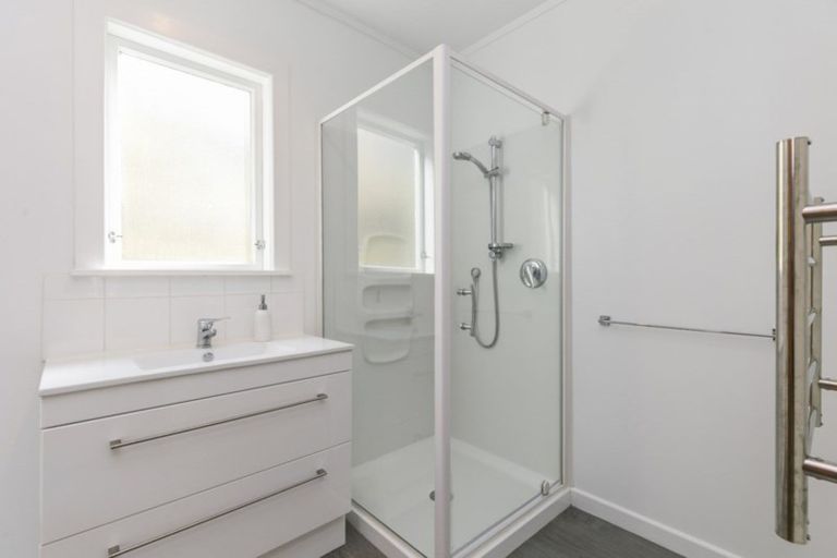 Photo of property in 21 Beach Street, Island Bay, Wellington, 6023