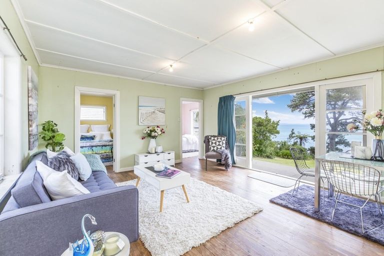 Photo of property in 14 Monyash Road, Manly, Whangaparaoa, 0930