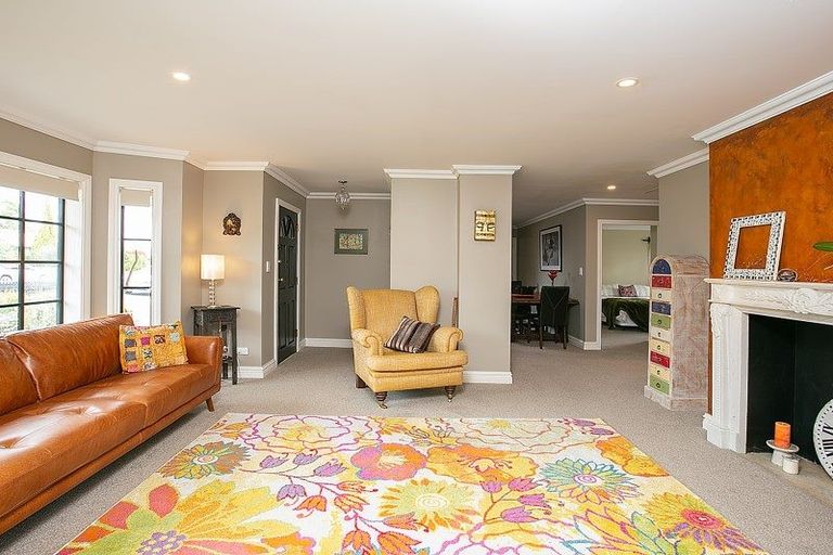 Photo of property in 44 Main Street, Greytown, 5712