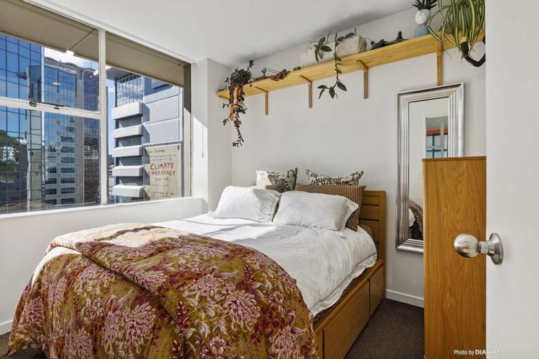 Photo of property in Terrace Tower Apartments, 7a/126 The Terrace, Wellington Central, Wellington, 6011