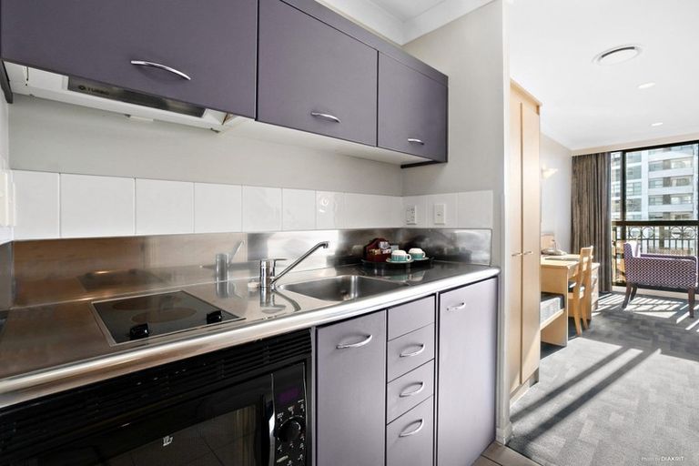 Photo of property in Harvard On Hobson Apartments, 7p/147 Hobson Street, Auckland Central, Auckland, 1010