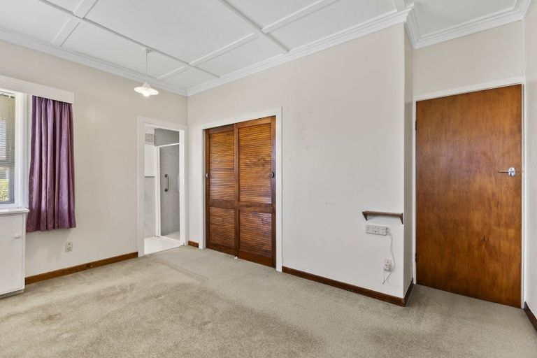 Photo of property in 43 Dorset Avenue, Westown, New Plymouth, 4310