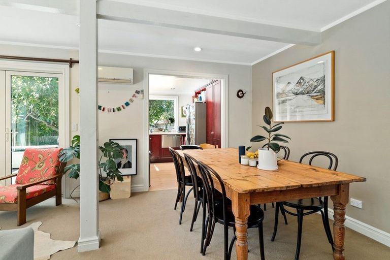 Photo of property in 6 Thomson Street, Arrowtown, 9302