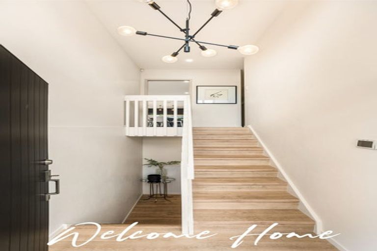 Photo of property in 15 Mcdowell Crescent, Hillcrest, Auckland, 0627