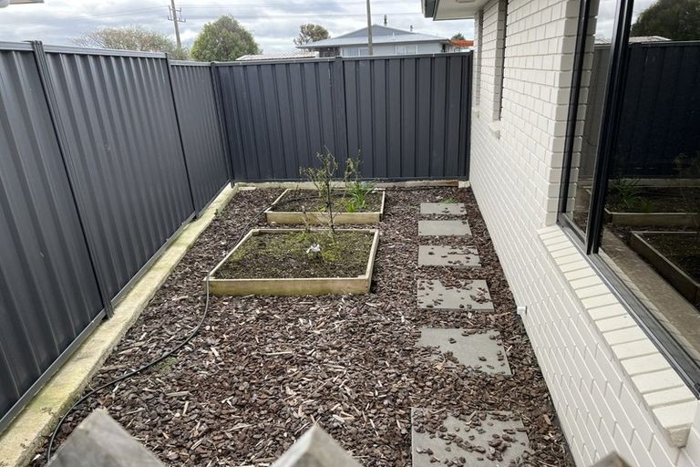 Photo of property in 15 Palgrave Avenue, Flaxmere, Hastings, 4120