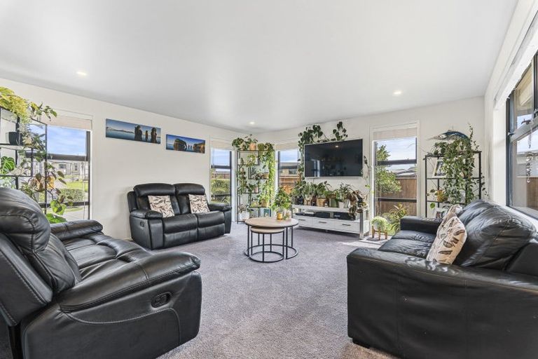 Photo of property in 52 Dillon Drive, Bell Block, New Plymouth, 4312