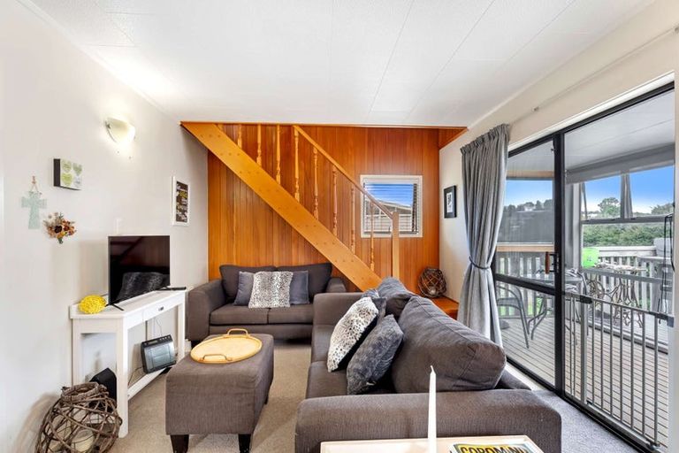 Photo of property in 15 Rabbit Way, Whitianga, 3510