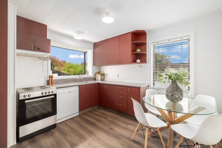 Photo of property in 33 Steele Street, Hornby, Christchurch, 8042