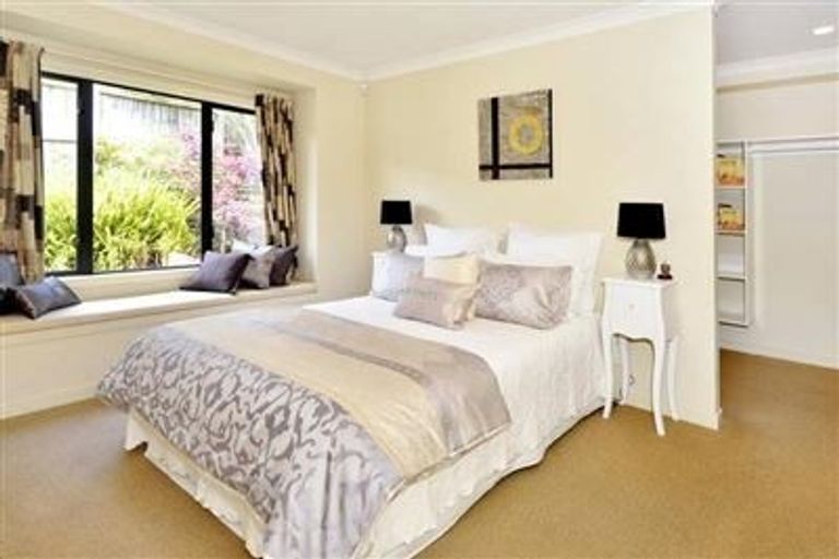 Photo of property in 23 Black Teal Close, Unsworth Heights, Auckland, 0632