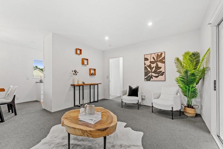 Photo of property in 2a Rata Road, Stanmore Bay, Whangaparaoa, 0932