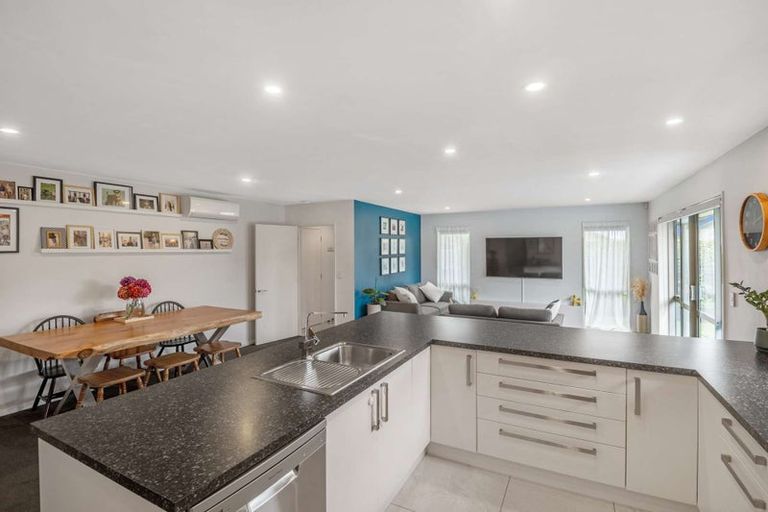 Photo of property in 6 Blaenavon Place, Halswell, Christchurch, 8025