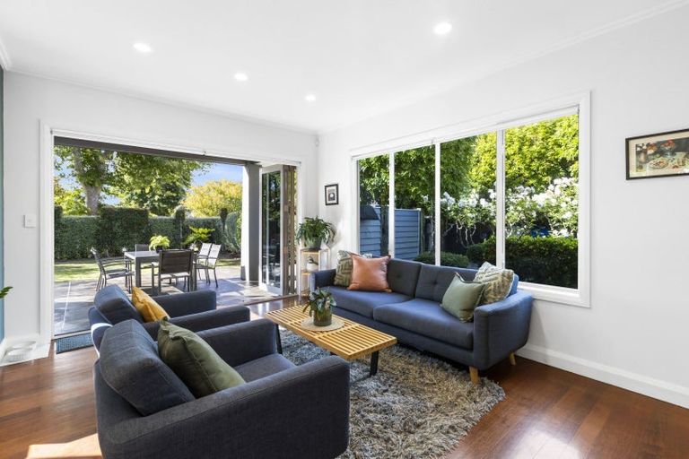 Photo of property in 21 Redhaven Place, Bethlehem, Tauranga, 3110