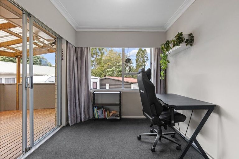 Photo of property in 3 Cardiff Street, Pukekohe, 2120