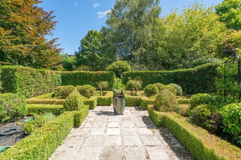 Photo of property in 344 Gillespie Place, Acacia Bay, Taupo, 3385