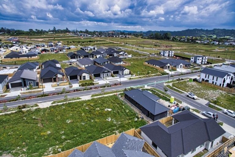 Photo of property in 103 Schoolside Road, Kumeu, 0810