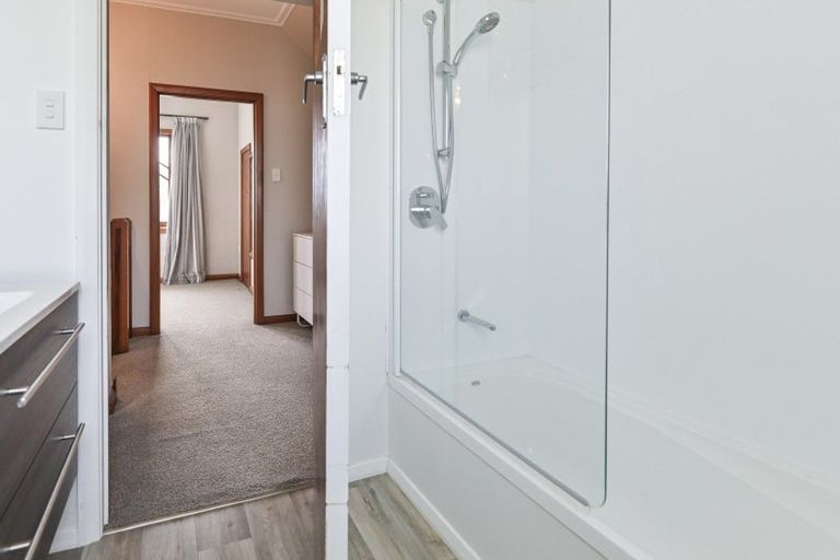 Photo of property in 302 Charles Street, Saint Leonards, Hastings, 4120