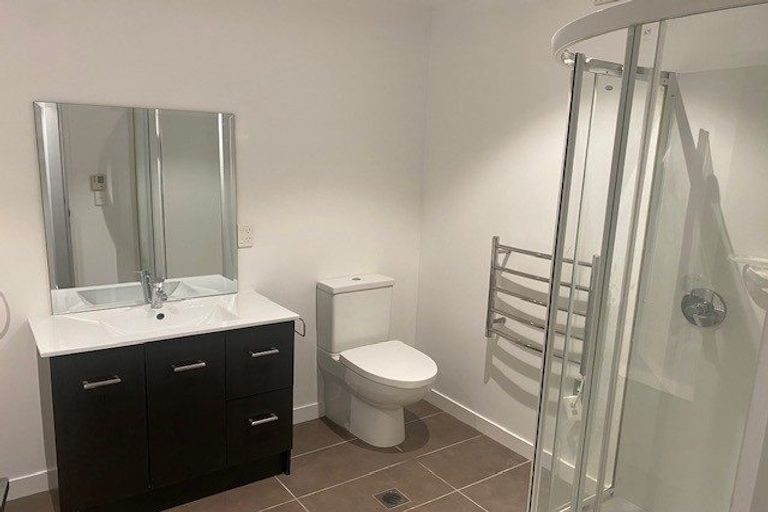 Photo of property in 18 Kellsmere Crescent, Island Bay, Wellington, 6023