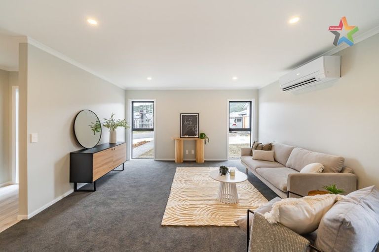 Photo of property in 30 Te Ara O Roimata, Wainuiomata, Lower Hutt, 5014