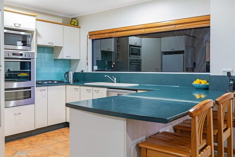 Photo of property in 42 James Cook Drive, Whitby, Porirua, 5024