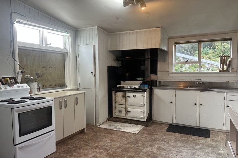 Photo of property in 129 Hall Street, Hokitika, 7810