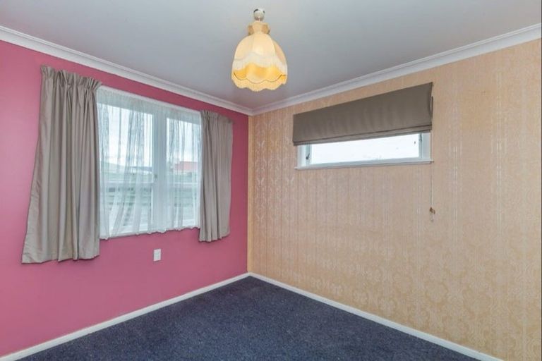 Photo of property in 4 Ross Street, Levin, 5510