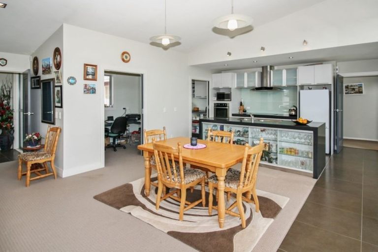 Photo of property in 12d Takiroa Street, Urenui, 4375