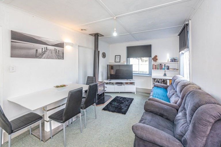 Photo of property in 22 Cambridge Street, Gonville, Whanganui, 4501