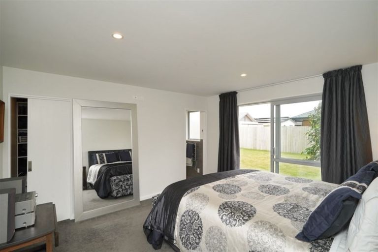 Photo of property in 66 Newman Road, Rolleston, 7614