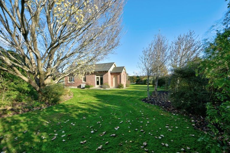 Photo of property in 7 Waimea Valley Road, Mandeville, Gore, 9777