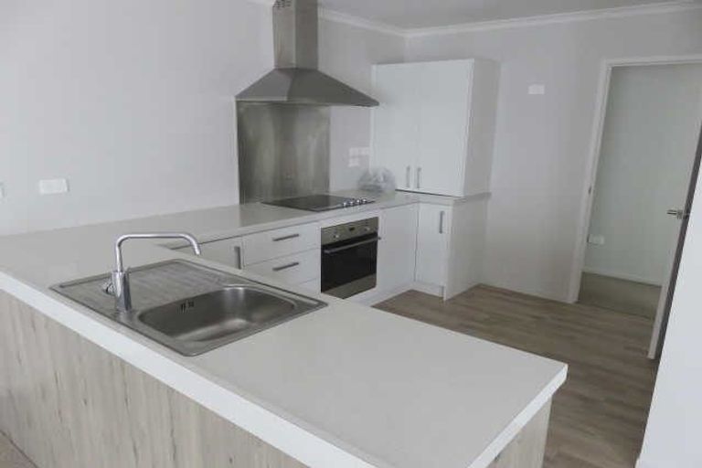 Photo of property in 2/24 Lorne Street, Melville, Hamilton, 3206