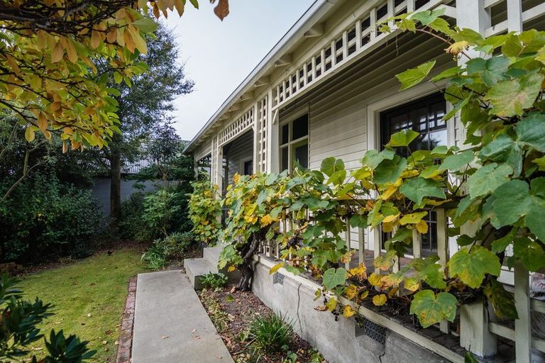 Photo of property in 26 Grasmere Street, Waimataitai, Timaru, 7910