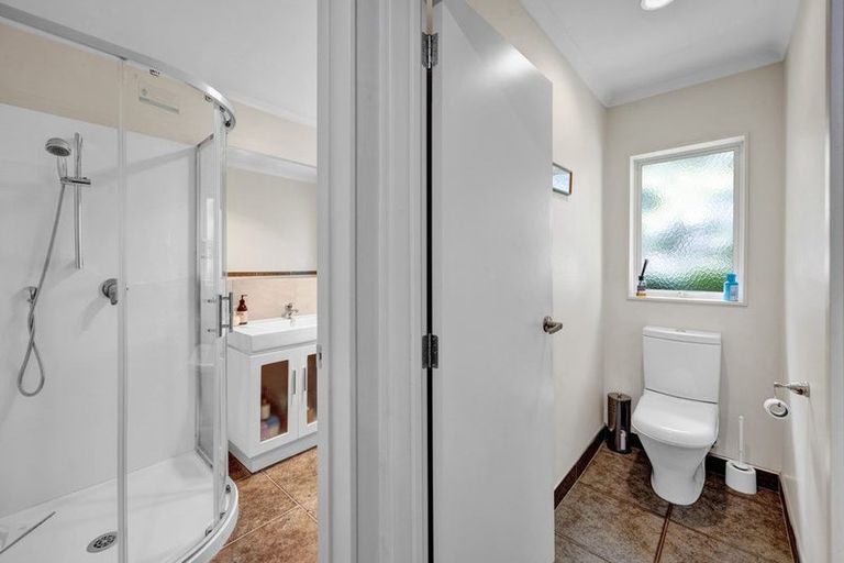 Photo of property in 319a South Road, Hawera, 4610