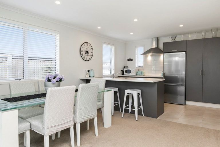 Photo of property in 4 Applin Lane, Pyes Pa, Tauranga, 3112