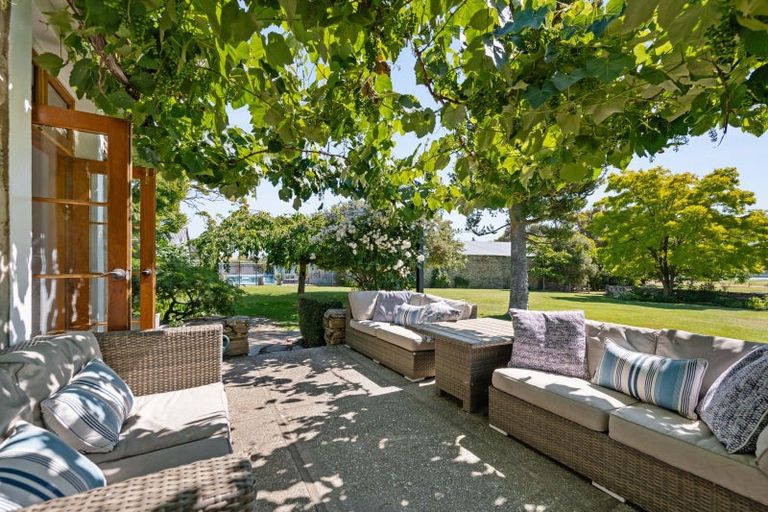 Photo of property in 94 Middleton Road, Upper Riccarton, Christchurch, 8041