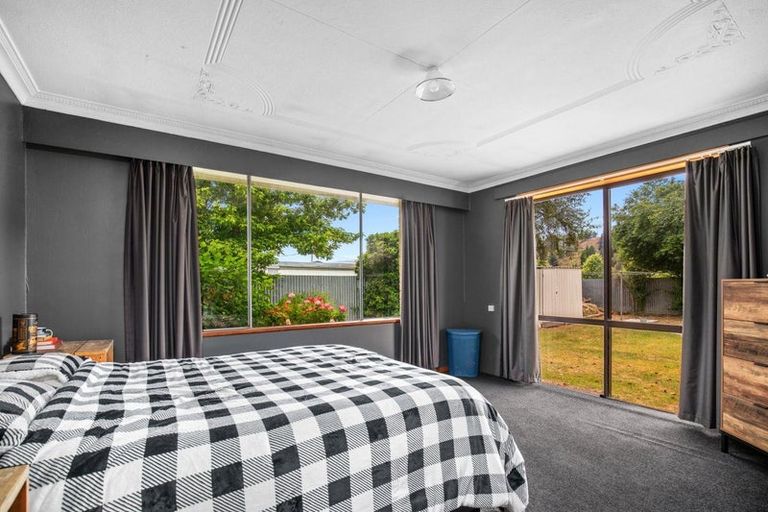 Photo of property in 93 Russell Street, Alexandra, 9320