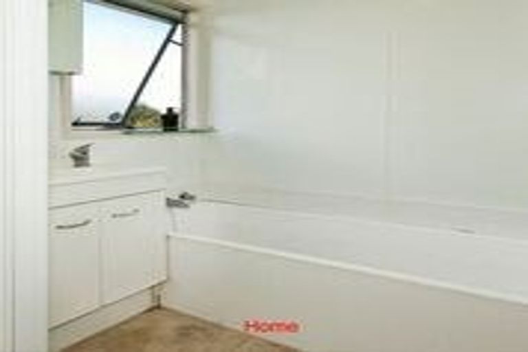 Photo of property in 57 Flat Bush Road, Clover Park, Auckland, 2023