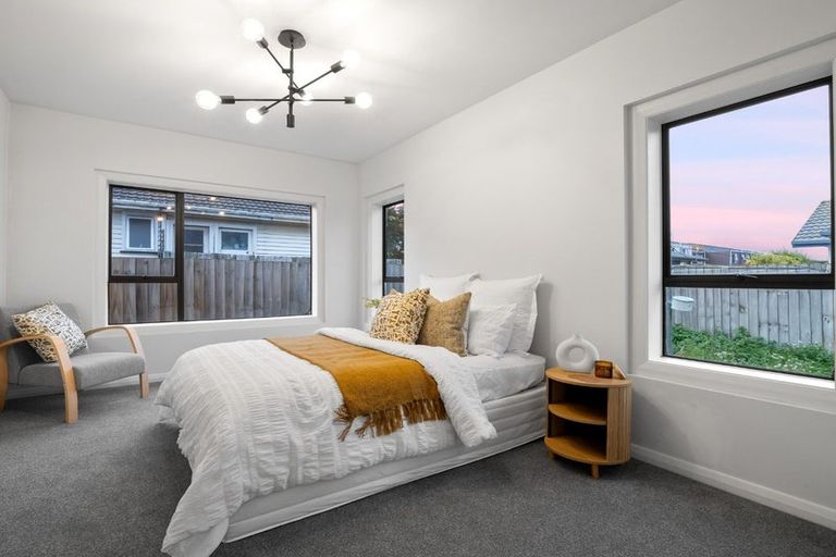 Photo of property in 86 Racecourse Road, Sockburn, Christchurch, 8042