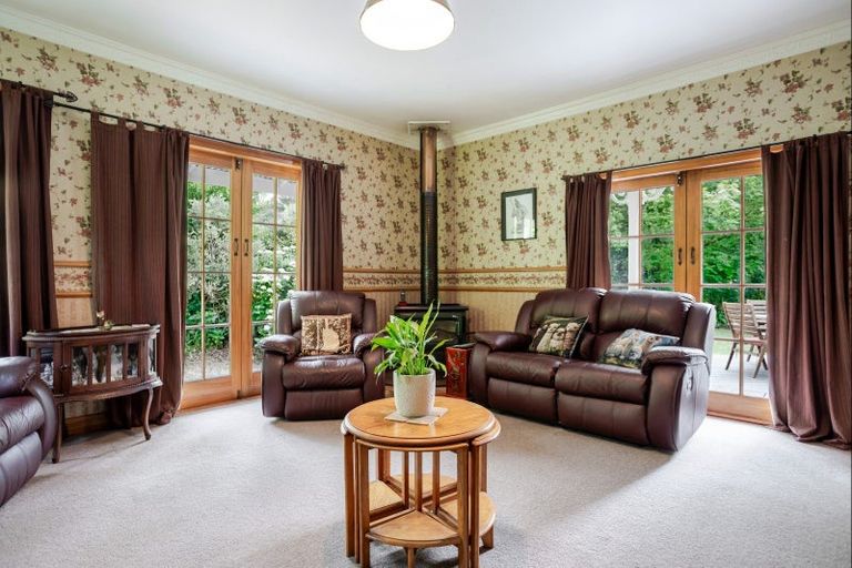 Photo of property in 16 Wahipai Close, Dannevirke, 4977