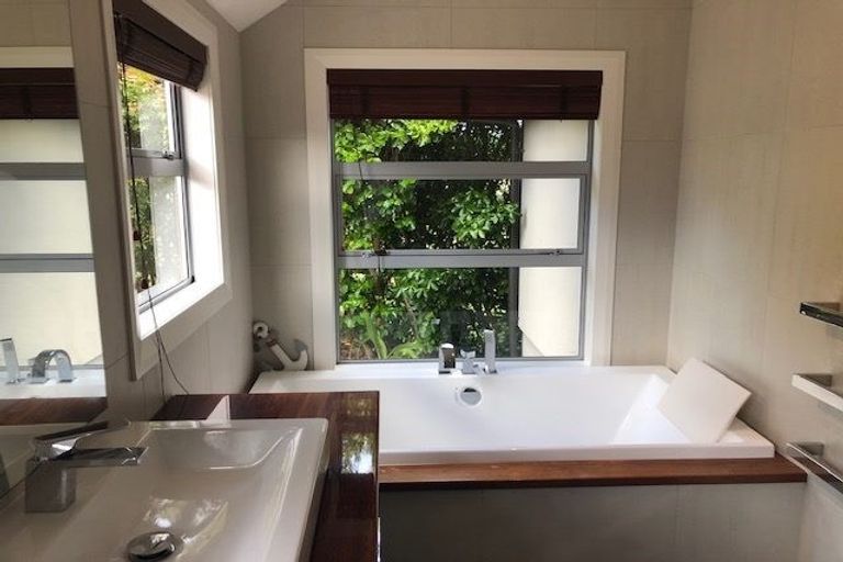 Photo of property in 15 Mcgiven Place, Coatesville, Albany, 0793