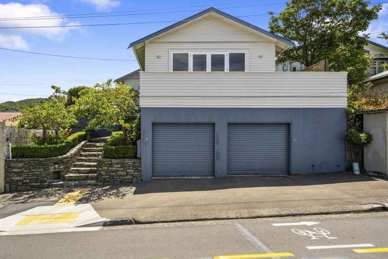 Photo of property in 220 Karori Road, Karori, Wellington, 6012