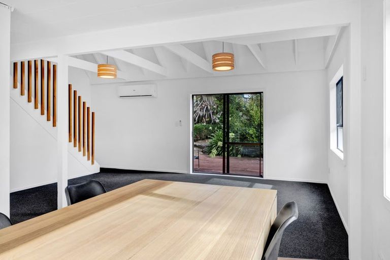 Photo of property in 6 Antonia Place, Bell Block, New Plymouth, 4312