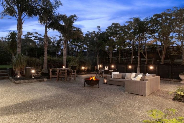 Photo of property in 12 Denehurst Drive, Waimauku, 0812